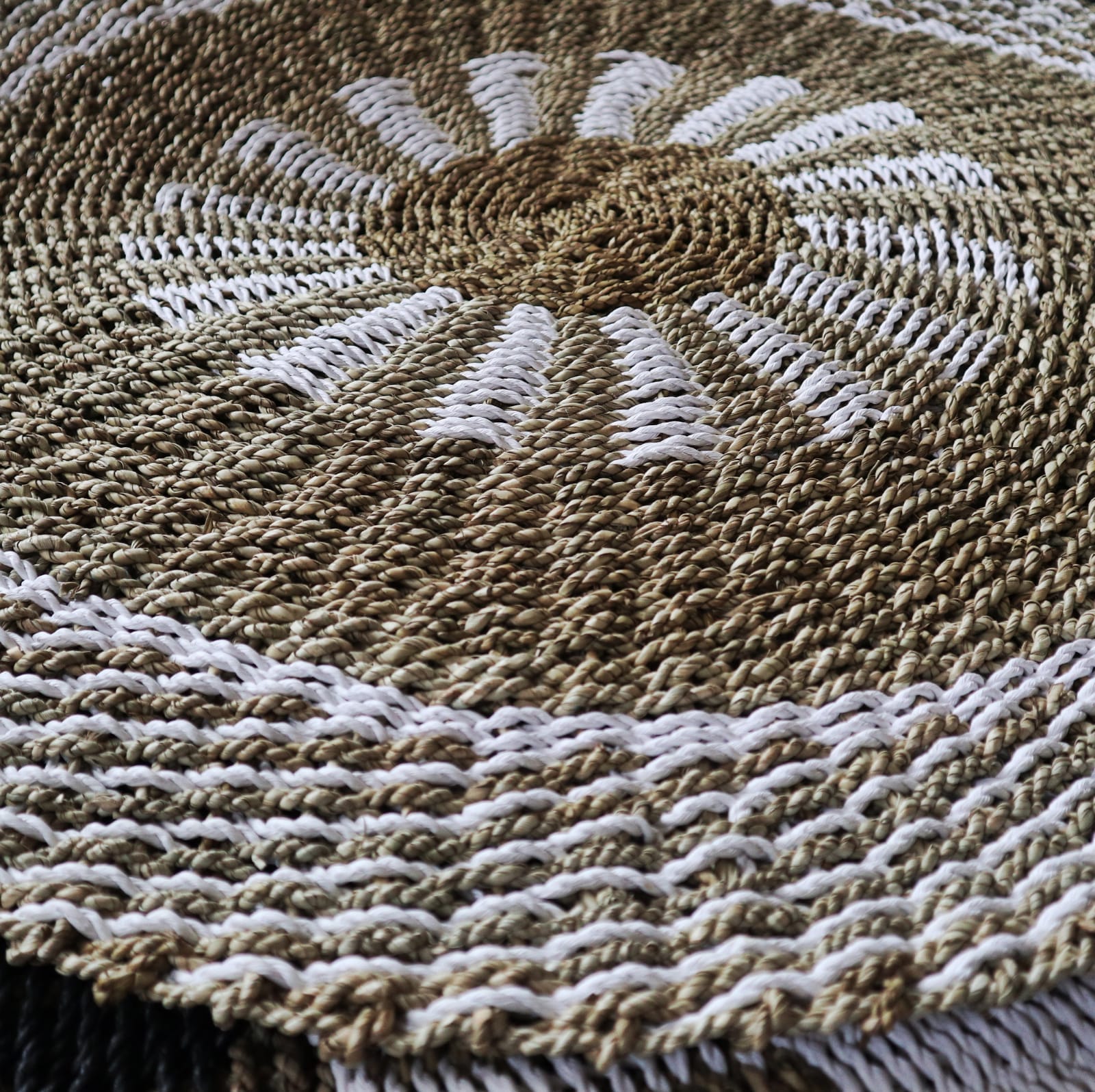 Handgemaakt Vloerkleed Rond 100cm Zeegras Wit Bruin 'Inner Sun' - Afbeelding 3