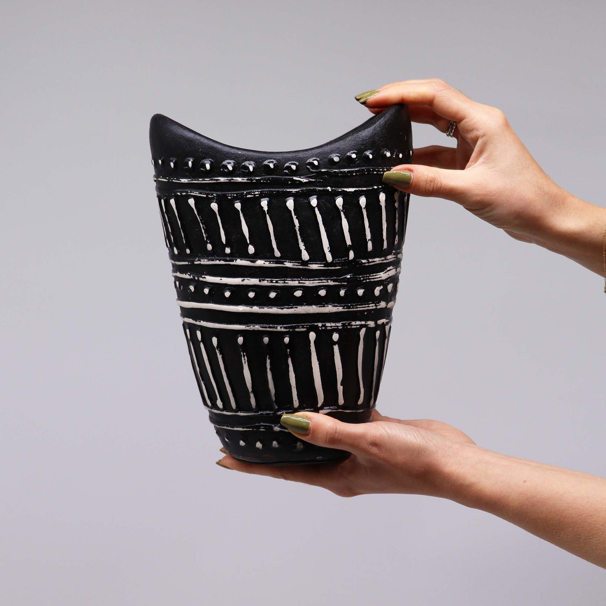 Wervelingenvormige vaas - Chocolade 'Present Time' - Afbeelding 4